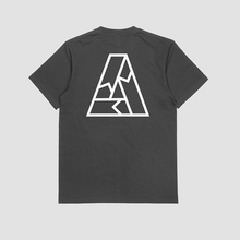 Charger l&#39;image dans la galerie, RETRADE x MERCHBASE organic t-shirt
